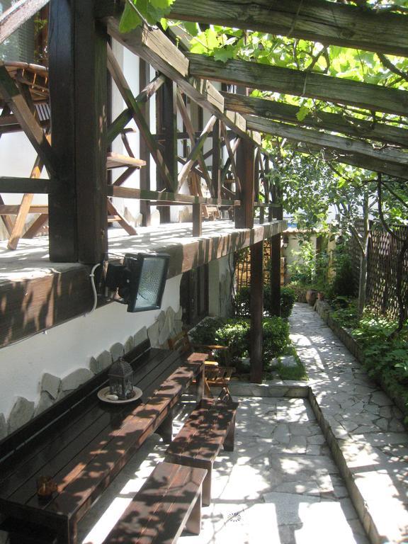 Guest House Voyno Dobrinishte Buitenkant foto